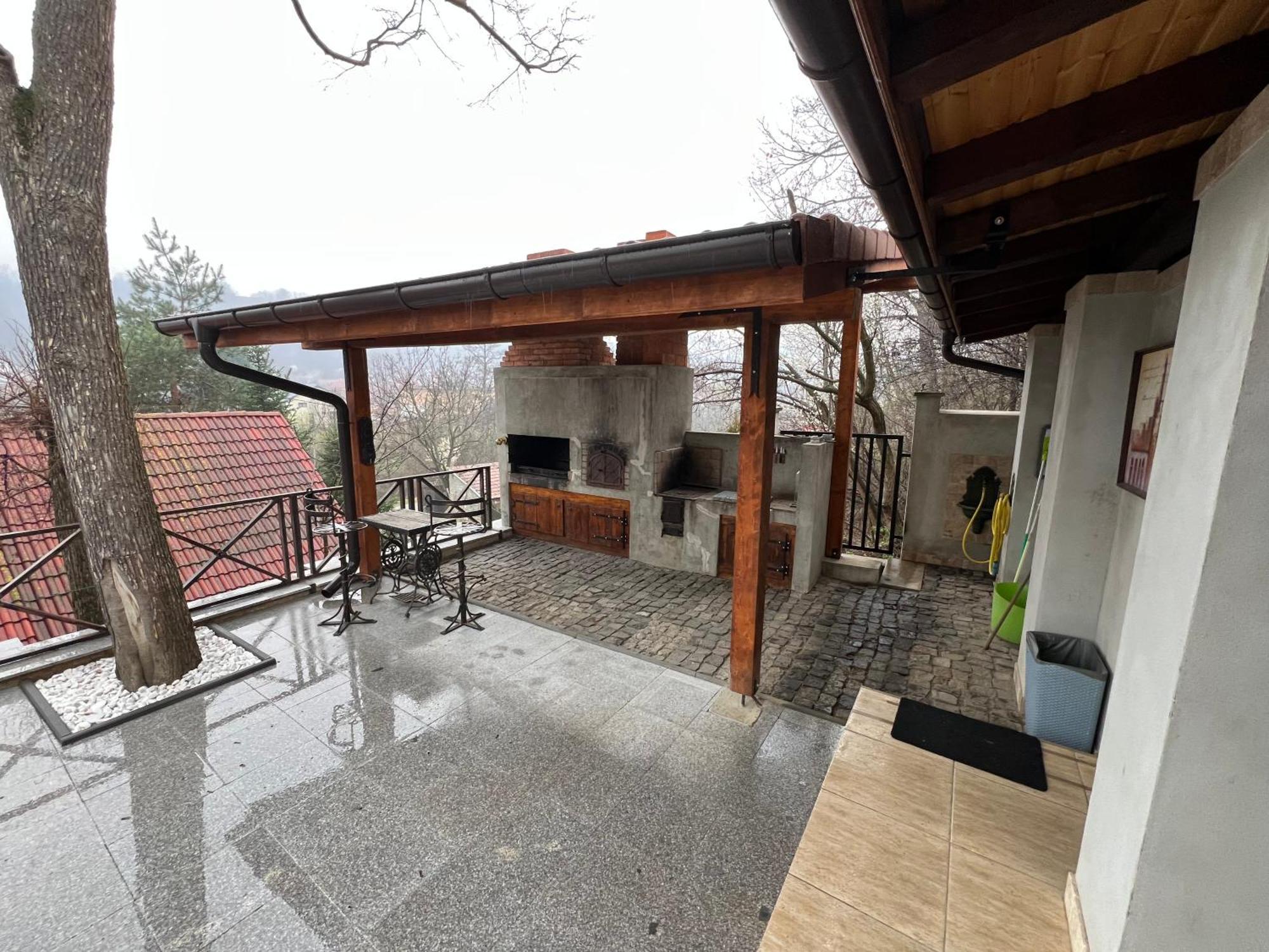 Casa Romana Eselnita Exterior photo